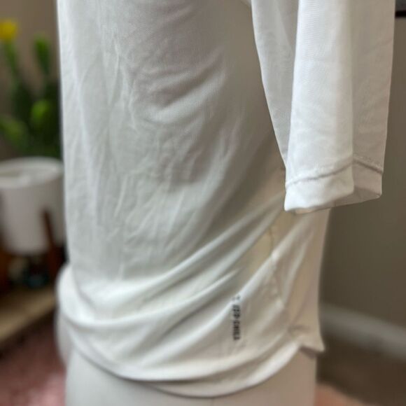 Under Armour sheer shirt - Picture 8 of 8